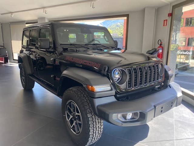 SUV-image 0