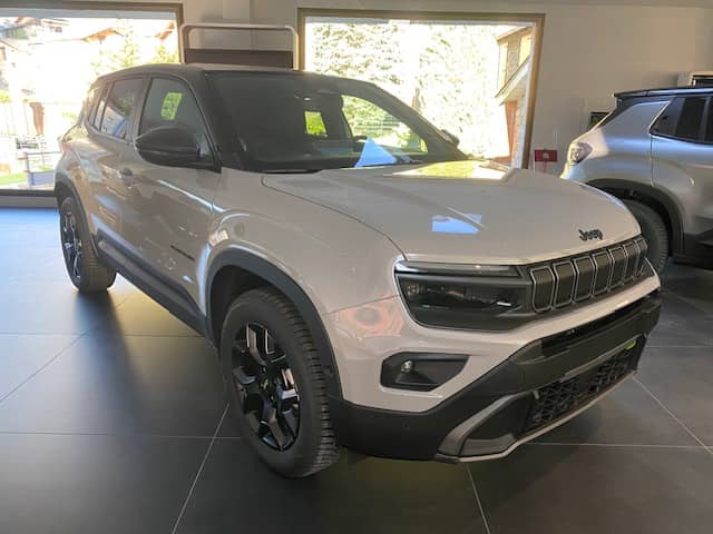 Coche Andorra Coche - Jeep-Avenger-OVERLAND image - 3
