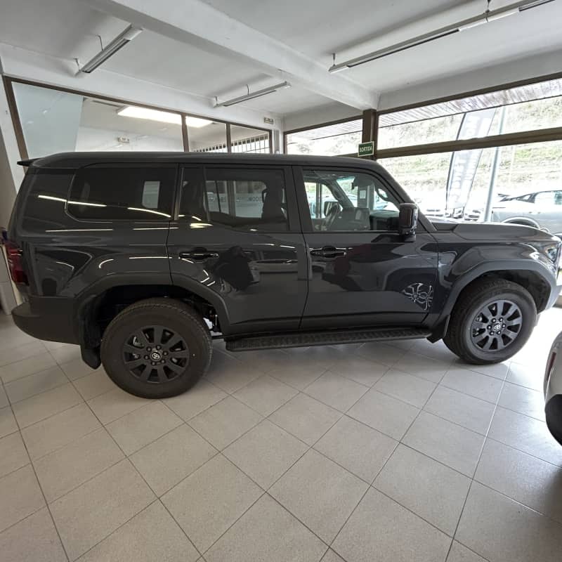 Coche Andorra Coche - Toyota-Land Cruiser-Land Cruiser image - 2