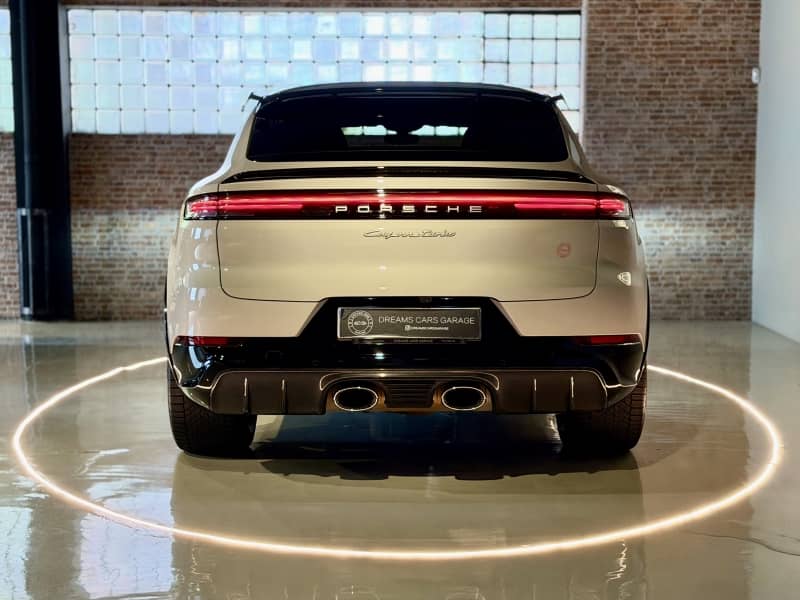 Coche Andorra Coche - Porsche-Cayenne-Turbo E-Hybrid image - 4