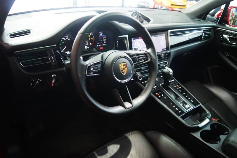 Coche Andorra Coche - Porsche-Macan-GTS 441CV image - 3