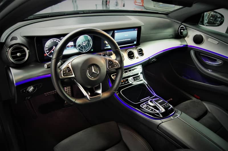 Coche Andorra Coche - Mercedes-Benz-E-Class-E 220-AMG image - 3