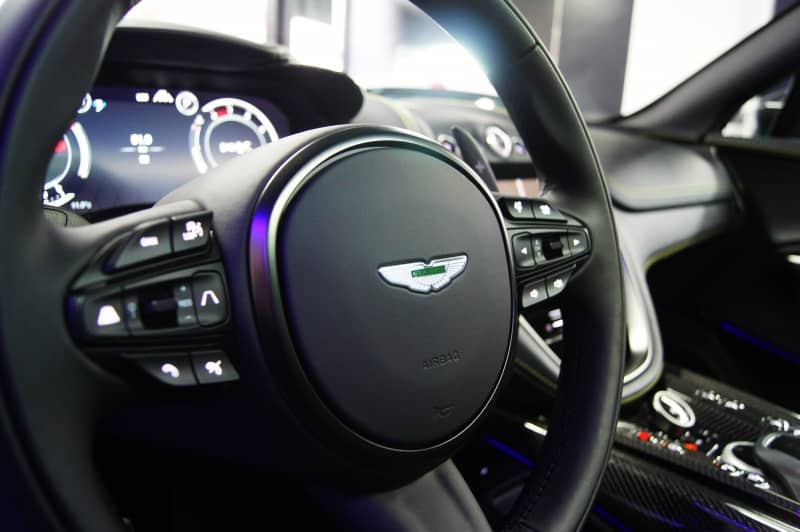 Coche Andorra Coche - Aston Martin-DBX-707 AMR 23 image - 5