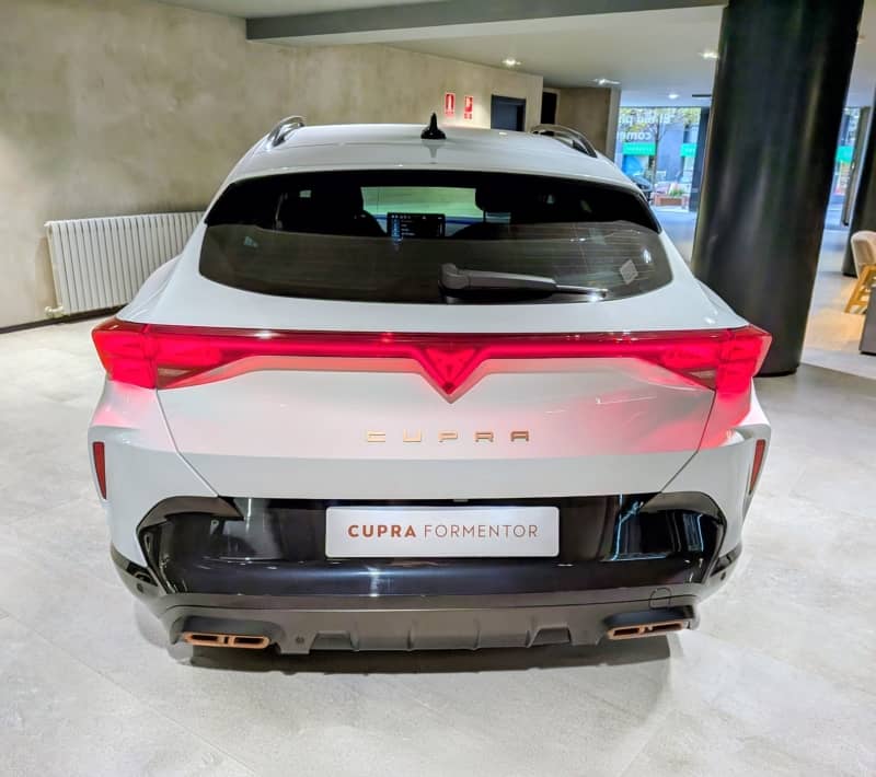 Coche Andorra Coche - Cupra-Formentor-1.5 e-HYBRID 204 CV DSG-7 image - 3