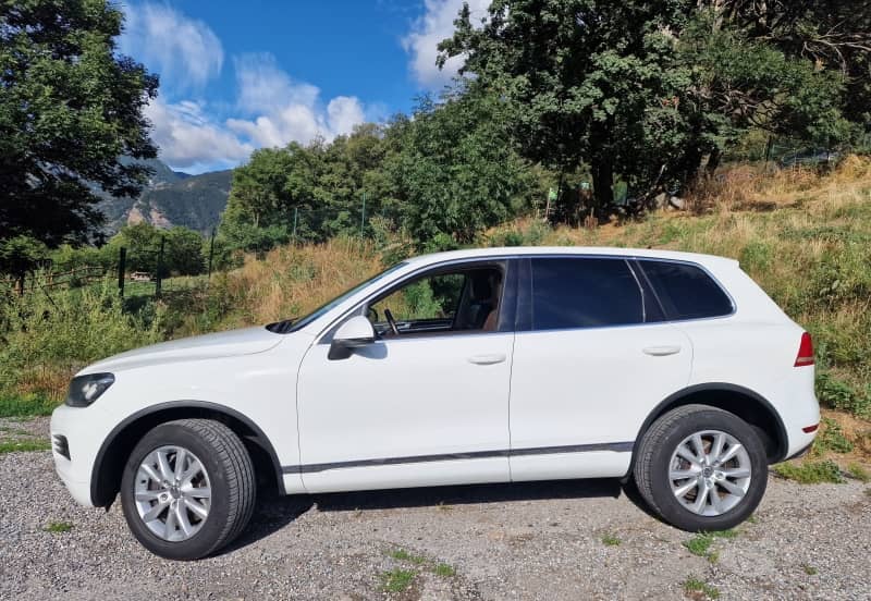 Coche Andorra Coche - Volkswagen-Touareg-HÍBRID GASOLINA image - 3
