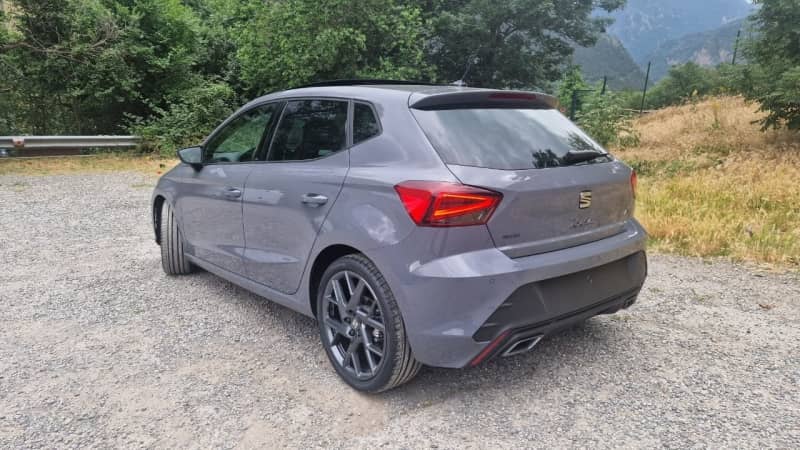 Coche Andorra Coche - Seat-Ibiza-FR+ SPORT image - 5