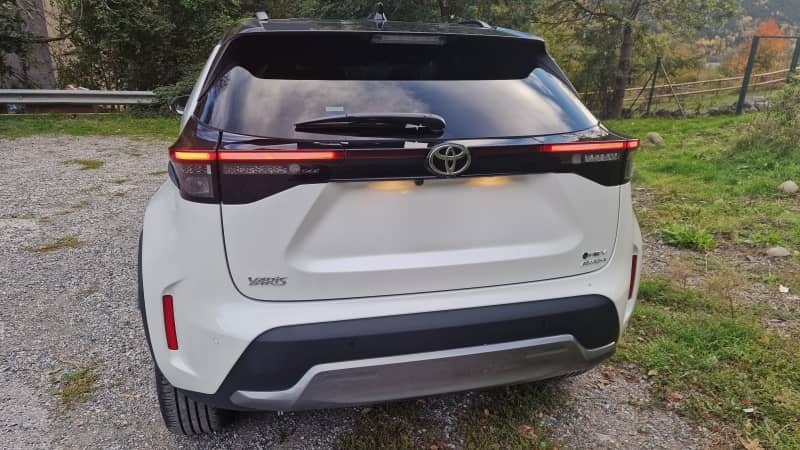 Coche Andorra Coche - Toyota-Yaris-CROSS 4X4 image - 5