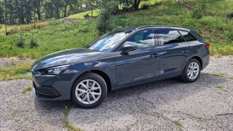 Coche Andorra Coche - Seat-Leon-SP SPECIAL EDITION image - 2