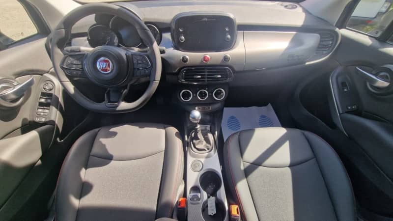 Coche Andorra Coche - Fiat-500-x image - 5