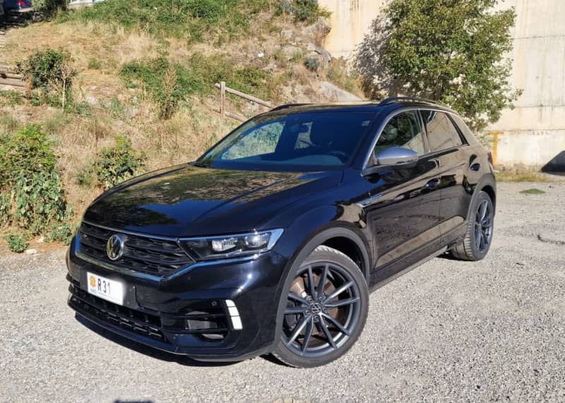 SUV-image 0