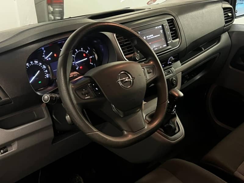 Coche Andorra Coche - Opel-Vivaro-2.0t - 2020 image - 4