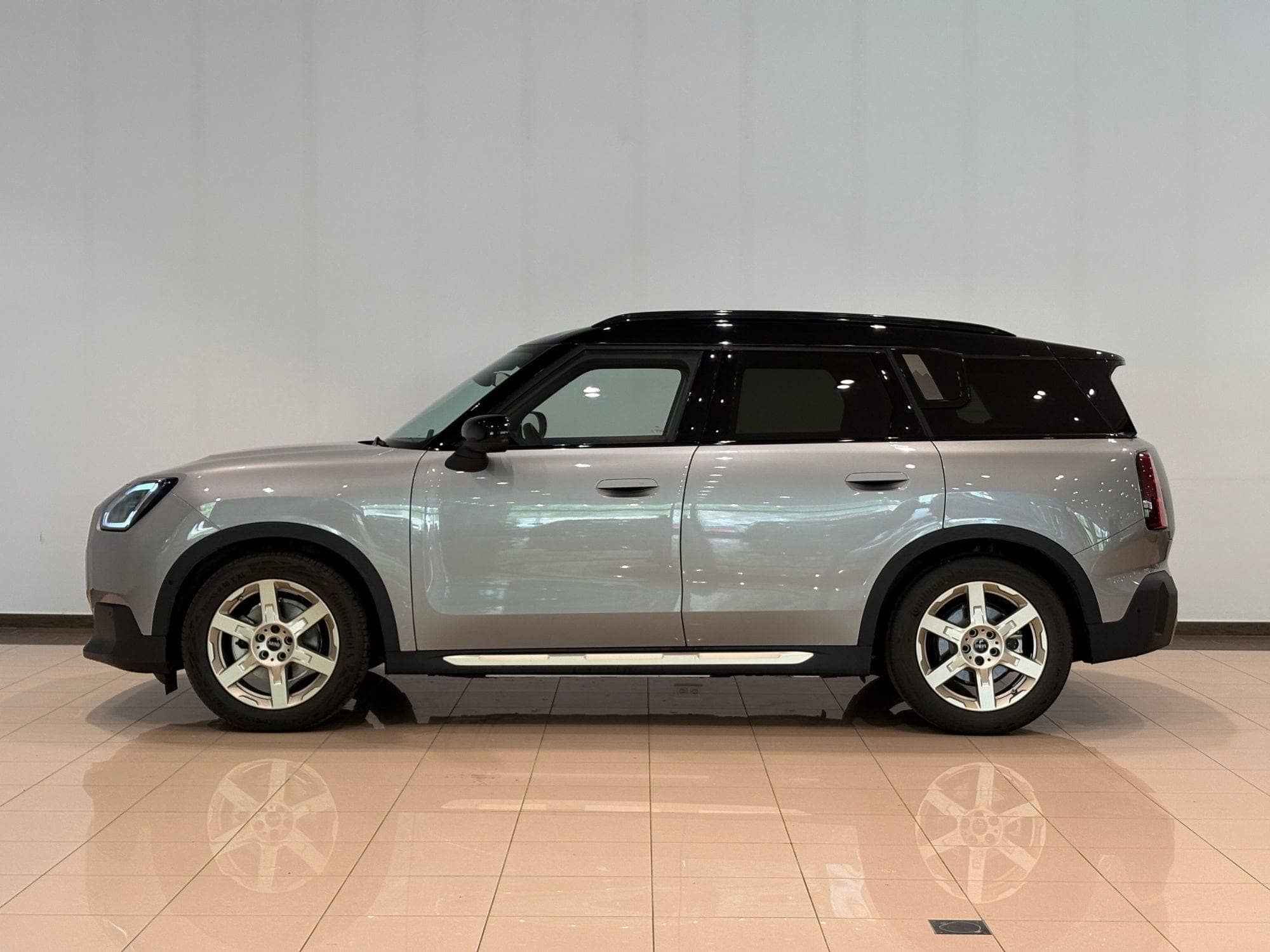 Coche Andorra Coche - Mini-Countryman-COOPER E image - 3
