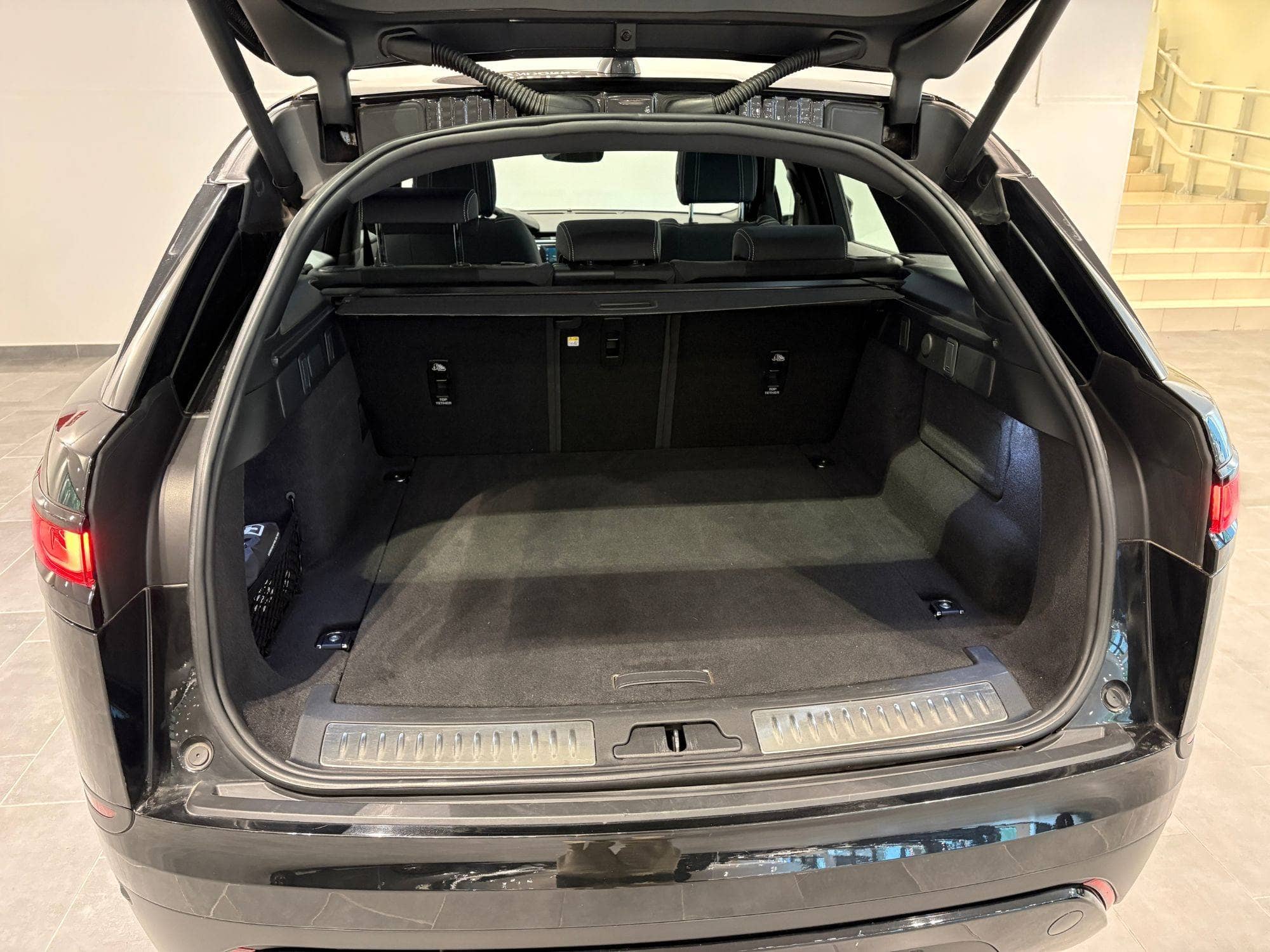 Coche Andorra Coche - Land Rover-Range Rover Velar-D200 image - 5