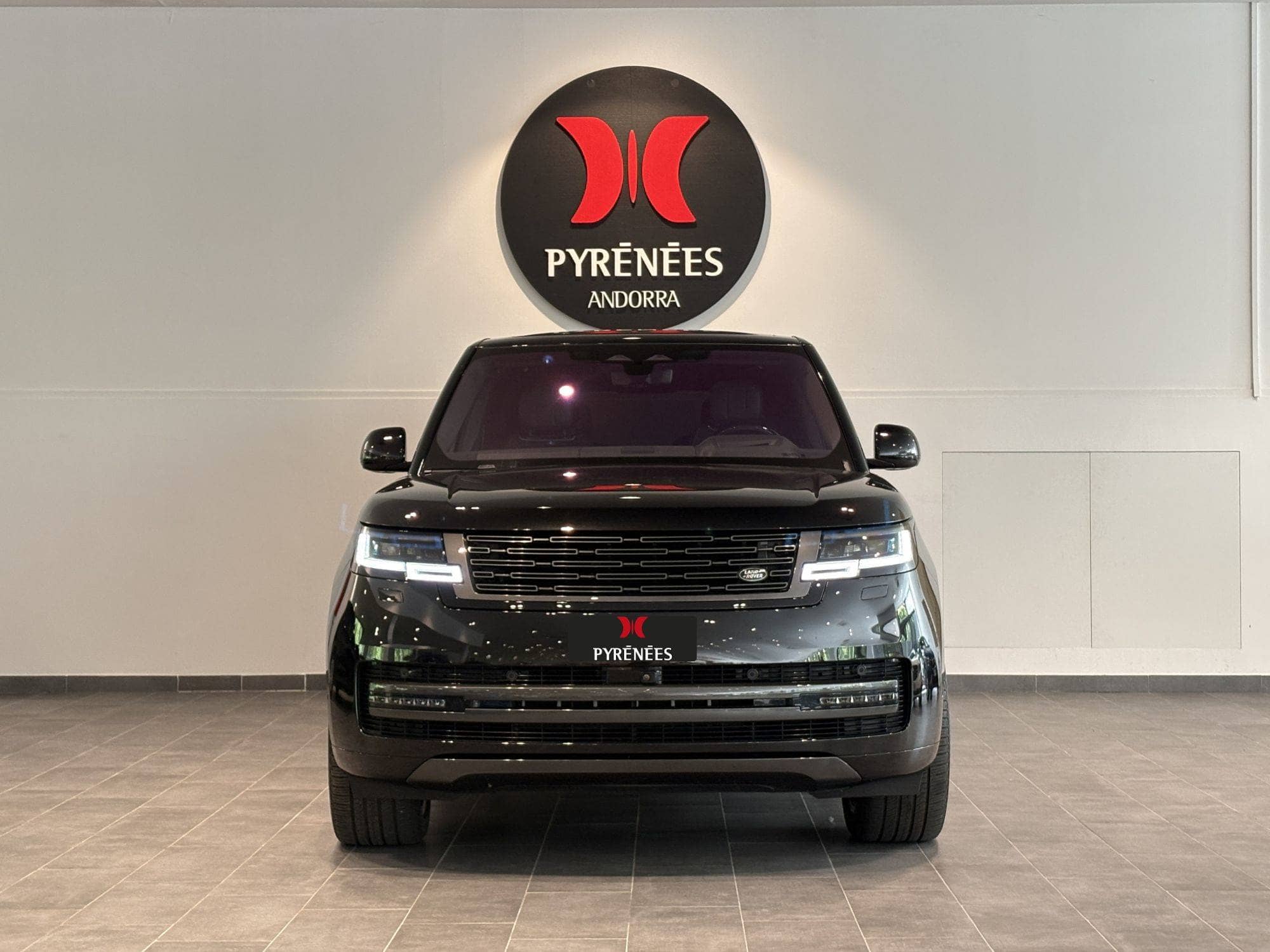 Coche Andorra Coche - Land Rover-Range Rover-LWD P440e image - 2