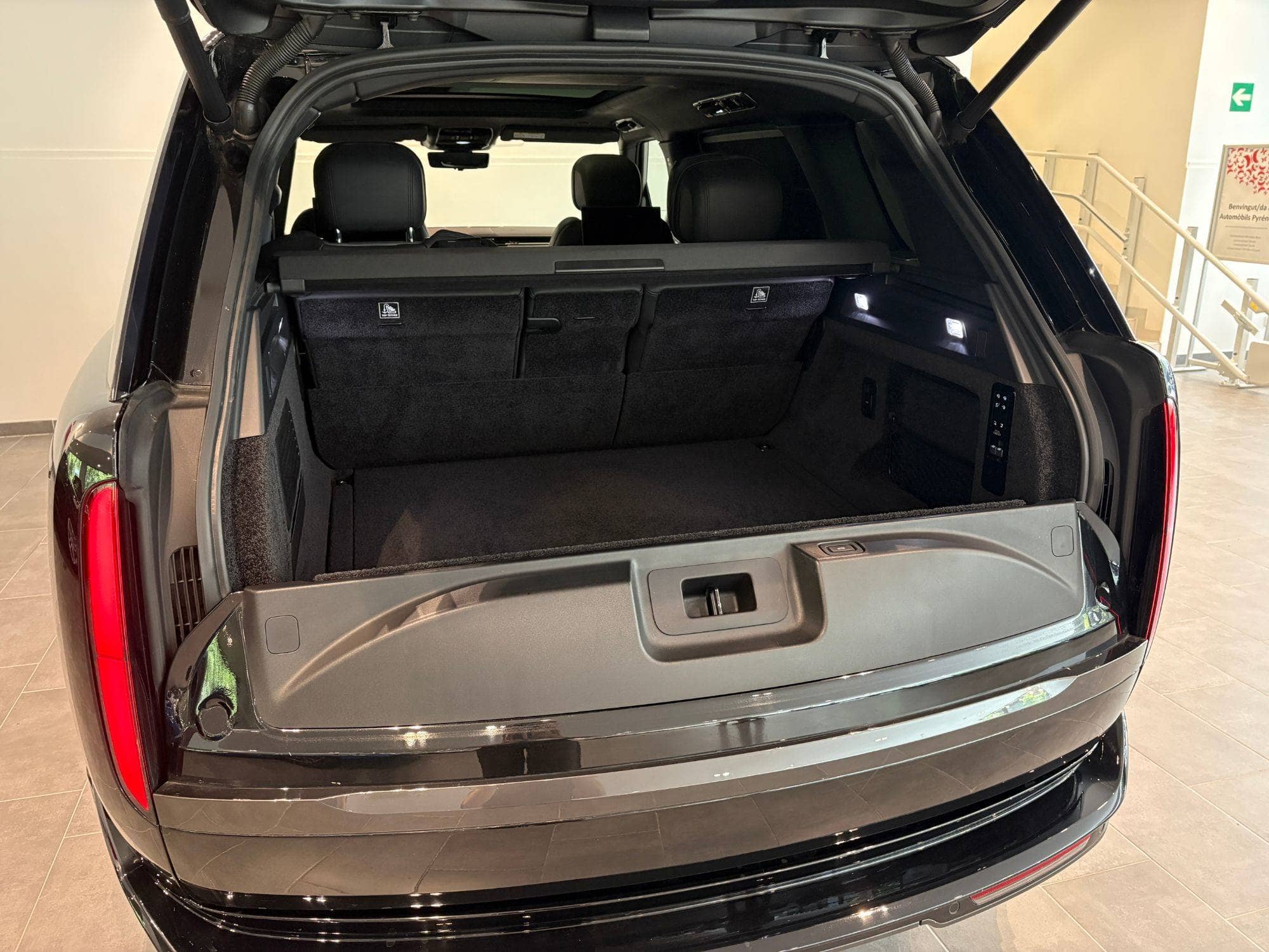 Coche Andorra Coche - Land Rover-Range Rover-LWD P440e image - 5
