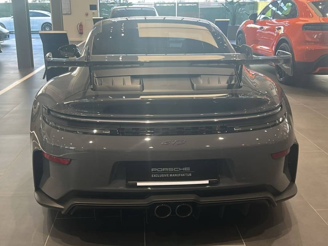 Coche Andorra Coche - Porsche-911-992-GT3 image - 4
