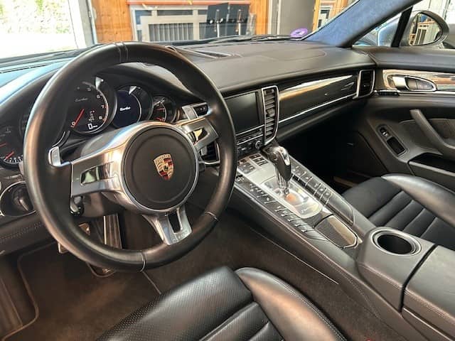 Coche Andorra Coche - Porsche-Panamera-TURBO image - 4