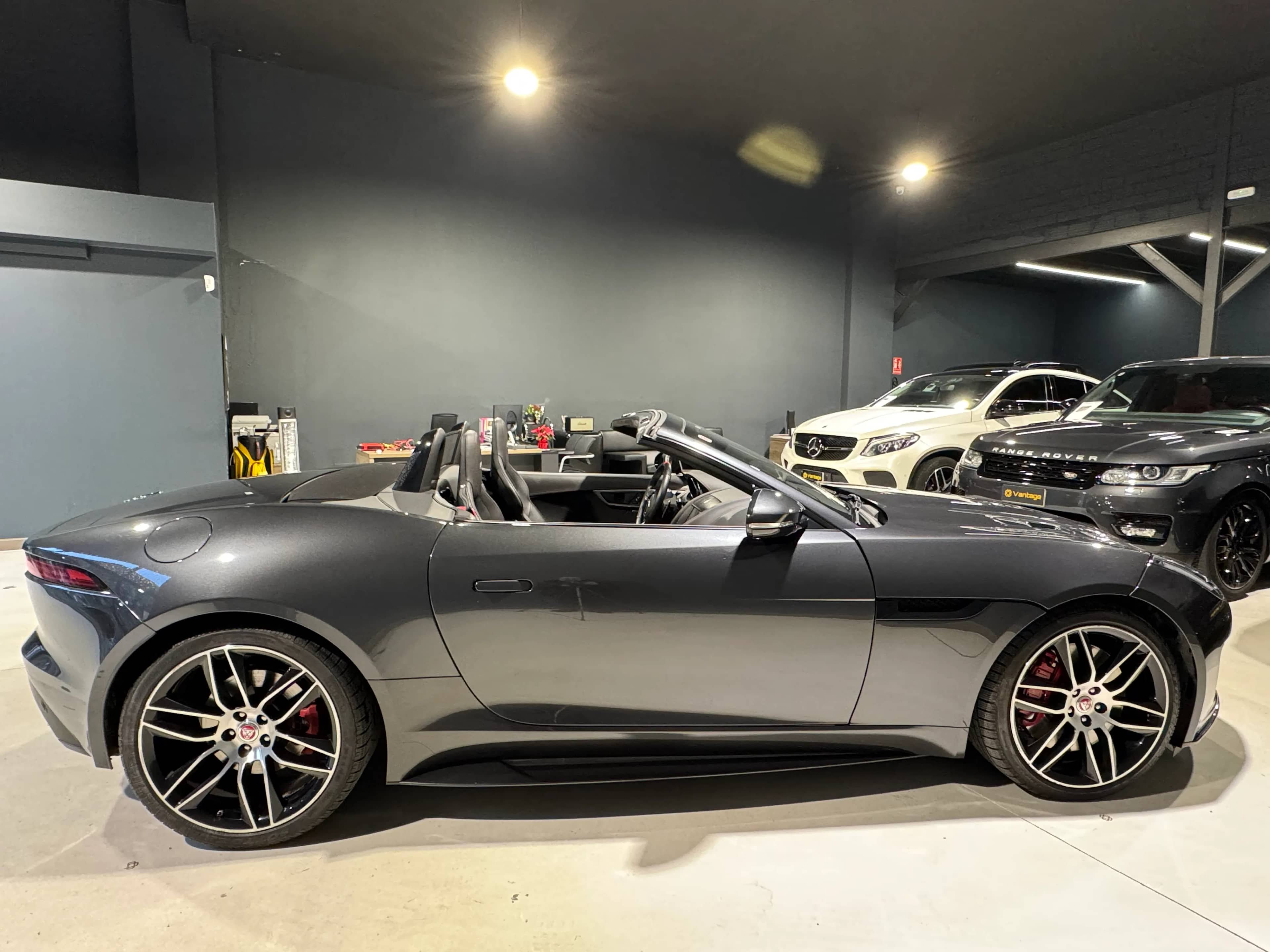 Coche Andorra Coche - Jaguar-F-Type-P380 AWD Chequered Flag image - 4