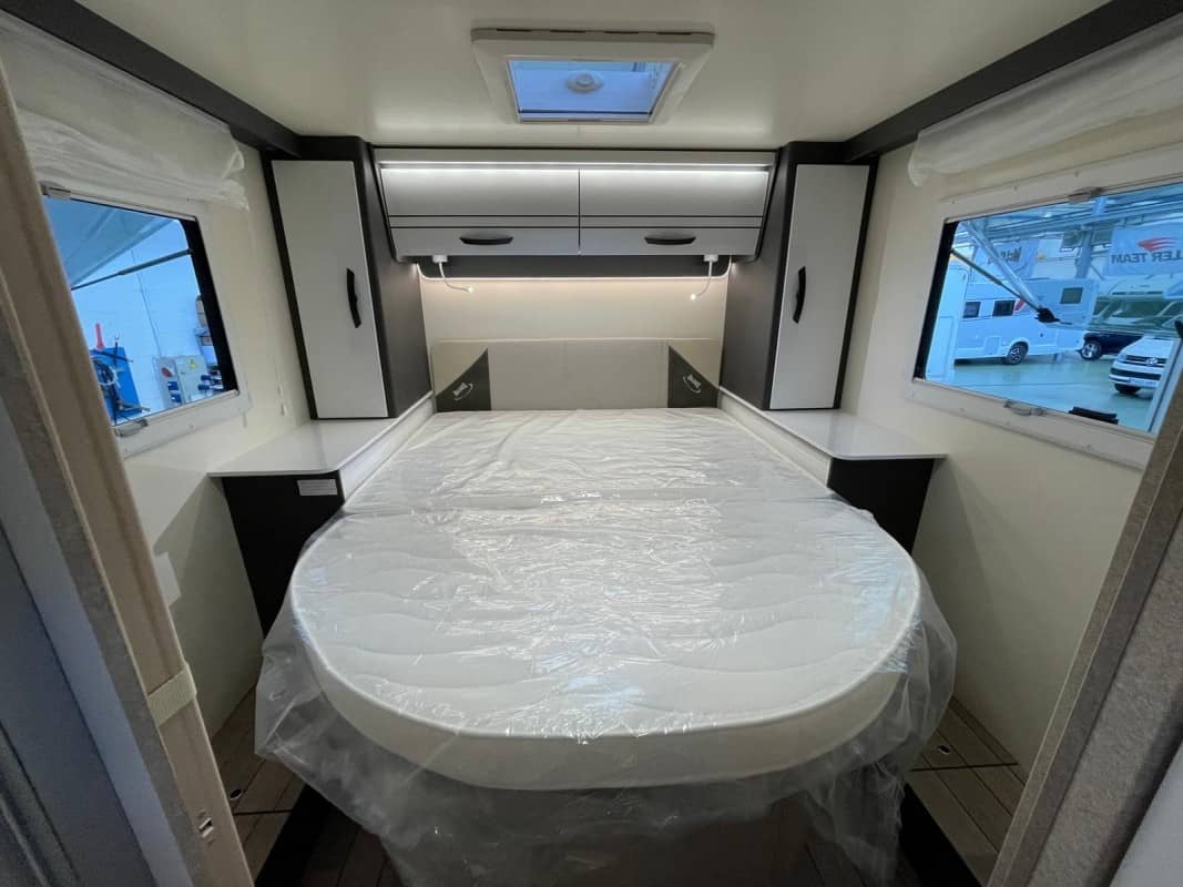 Coche Andorra Coche - McLouis-MC4-381 AUTOCARAVANA MC4 300 image - 5