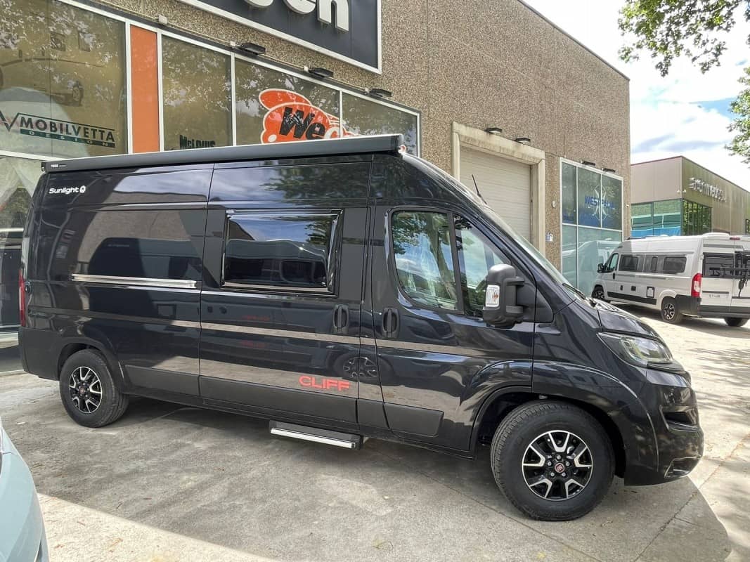 Coche Andorra Coche - Sunlight-Cliff-601 ADVENTURE EDITION CLIFF image - 3
