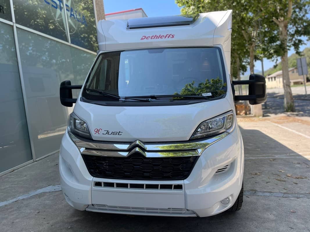 Coche Andorra Coche - Dethleffs-Just-T 7052 DBL Just image - 1