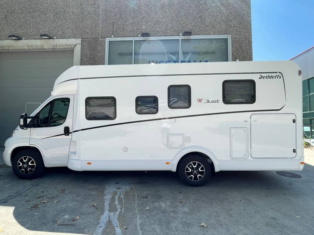 Coche Andorra Coche - Dethleffs-Just-T 7052 DBL Just image - 3