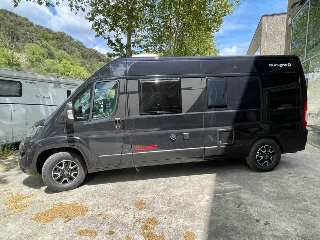 Coche Andorra Coche - Sunlight-Cliff-601 ADVENTURE EDITION CLIFF image - 3