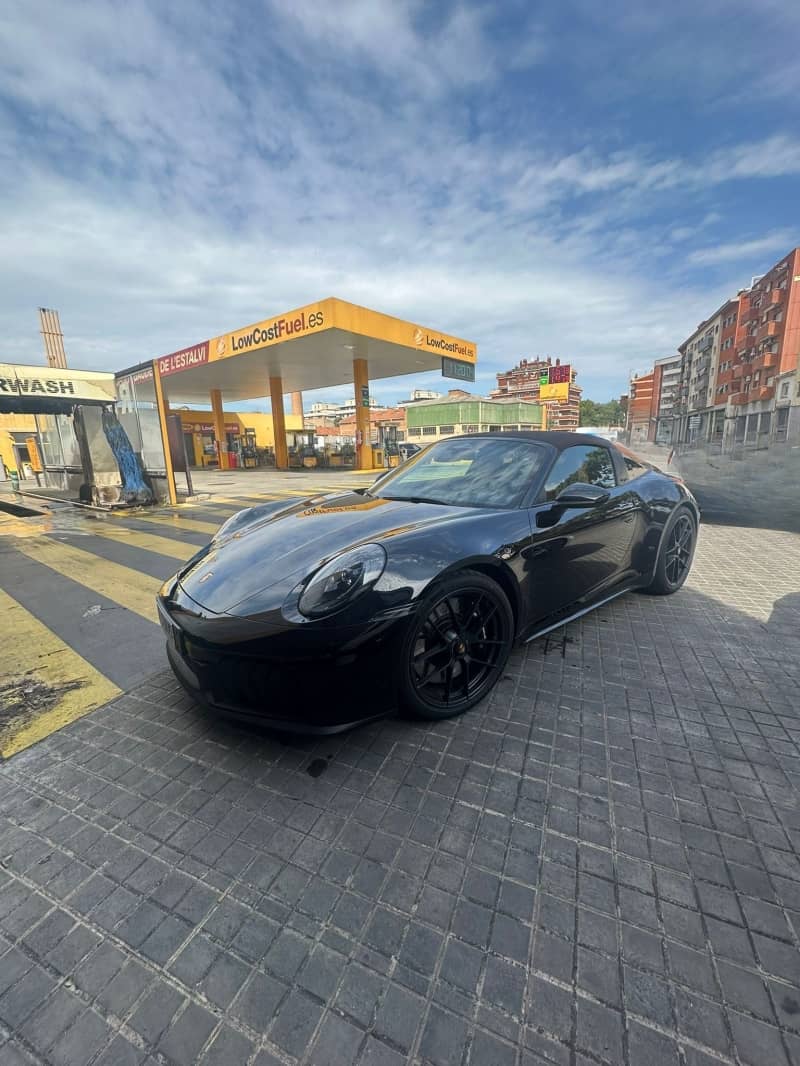 Coche Andorra Coche - Porsche-911-992-992.2 Targa 4 GTS 2026 image - 3
