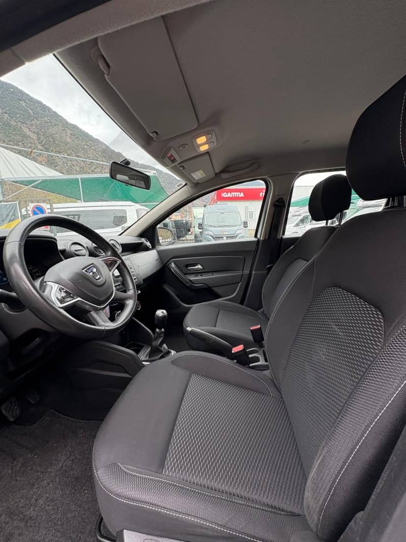 Coche Andorra Coche - Dacia-Duster-4WD image - 5