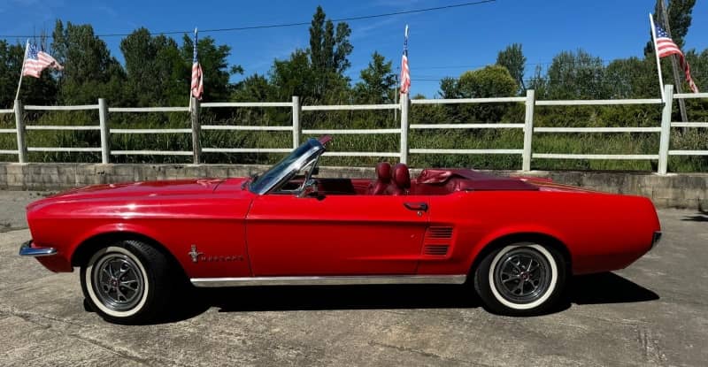 Coche Andorra Coche - Ford-Mustang-cabriolet image - 3