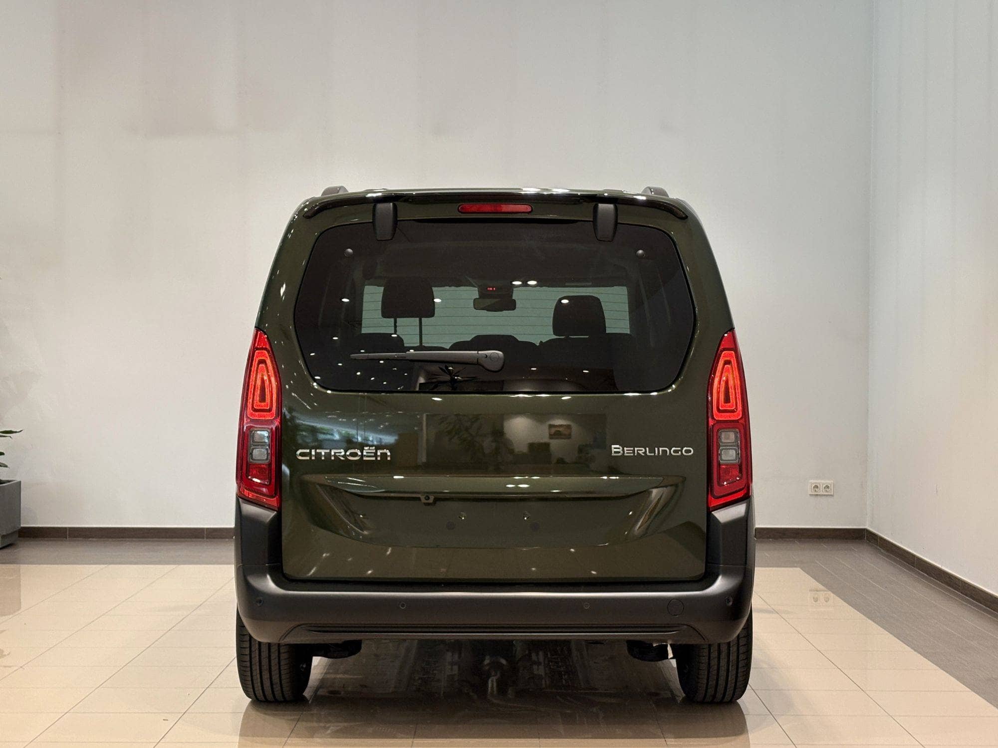 Coche Andorra Coche - Citroën-Berlingo-M image - 5