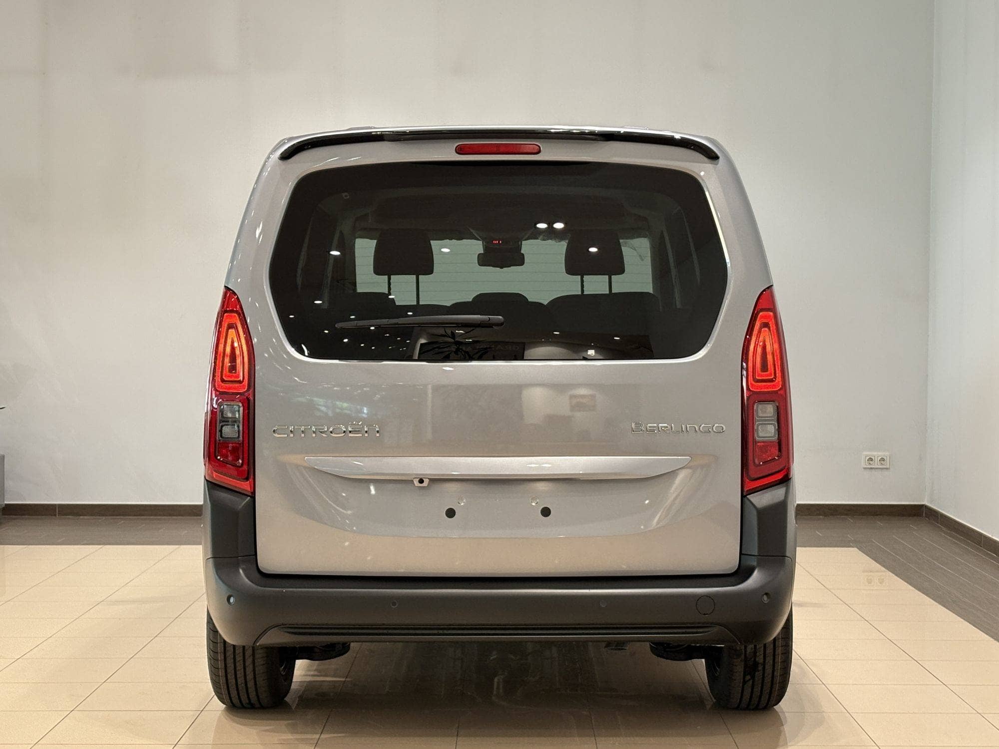 Coche Andorra Coche - Citroën-Berlingo-M BlueHDi image - 5