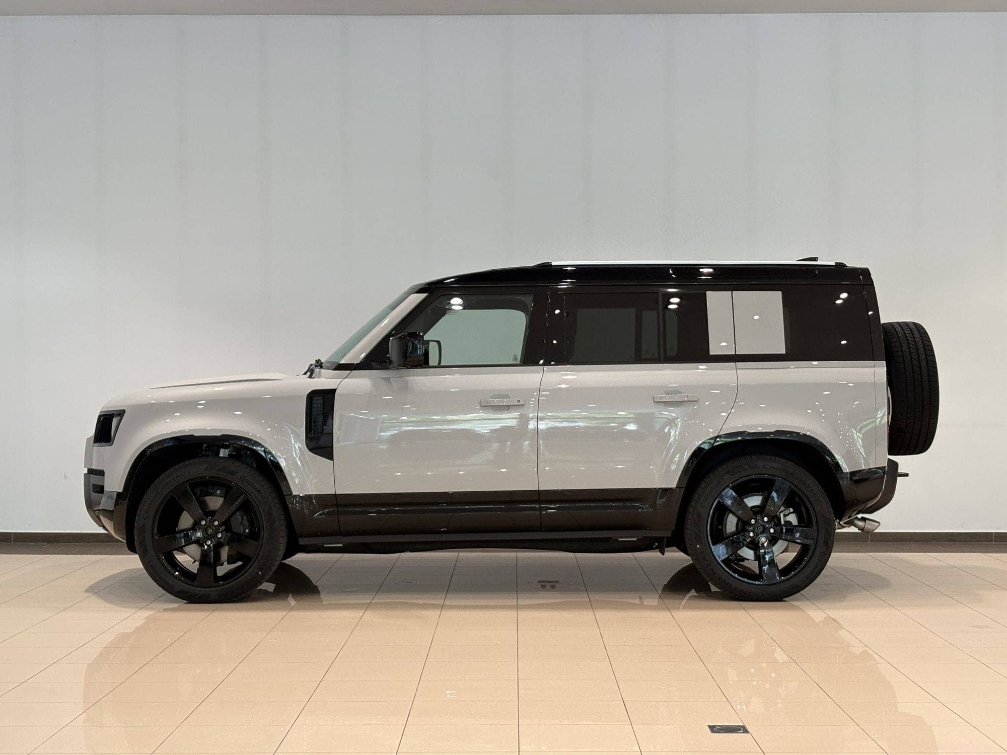 Coche Andorra Coche - Land Rover-Defender-Defender image - 3