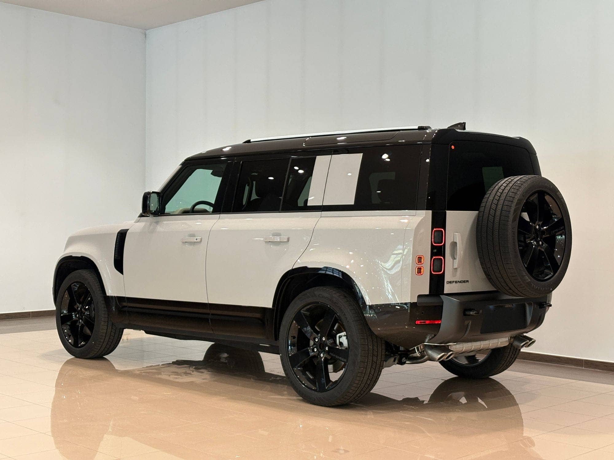 Coche Andorra Coche - Land Rover-Defender-Defender image - 4