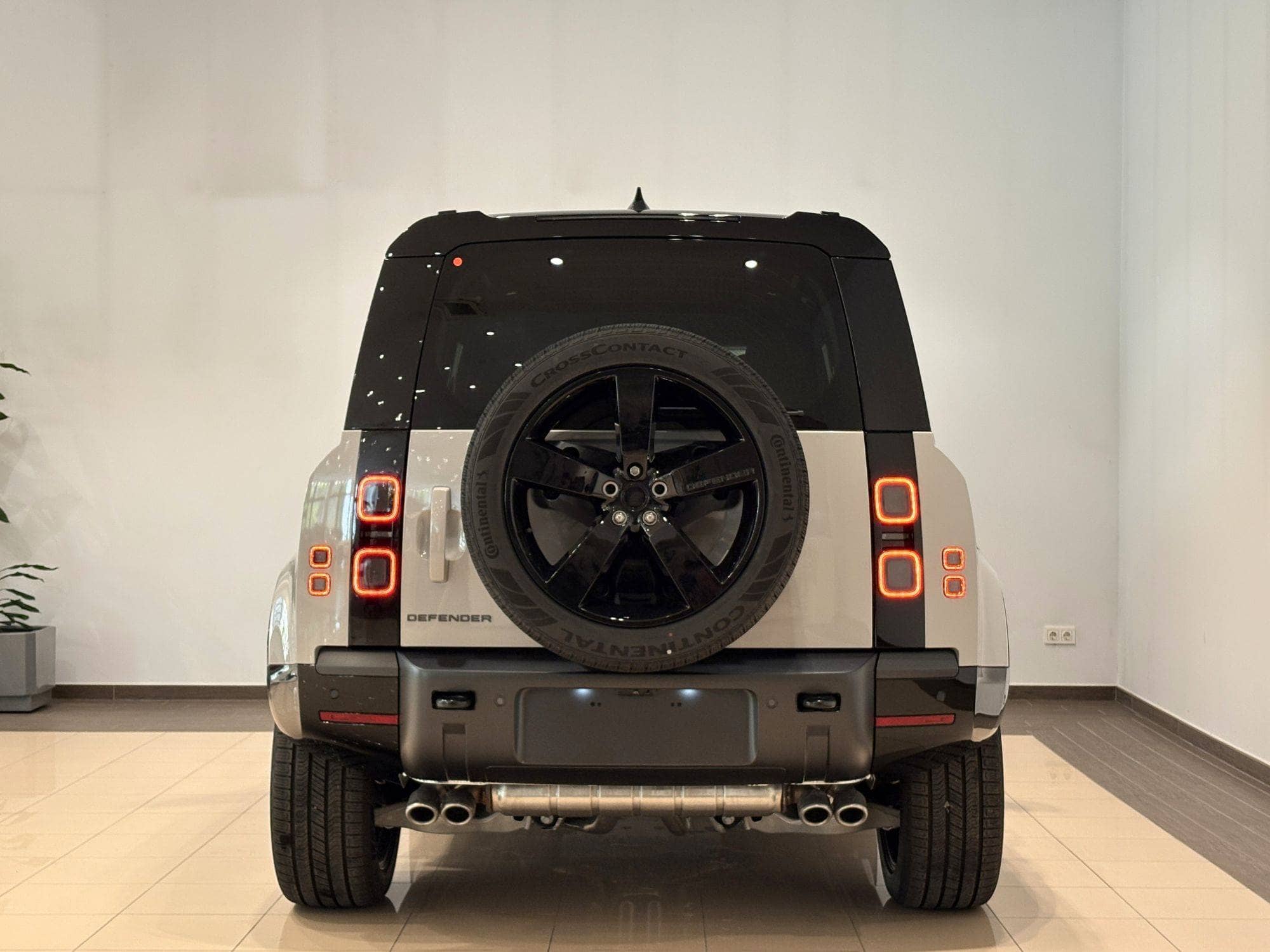 Coche Andorra Coche - Land Rover-Defender-Defender image - 5
