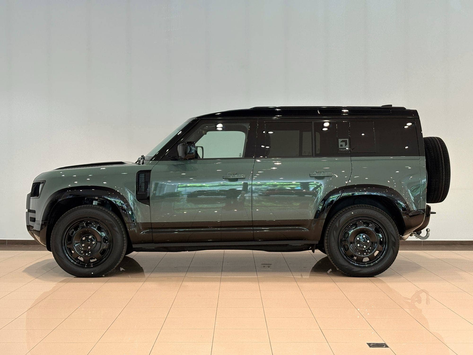 Coche Andorra Coche - Land Rover-Defender-Trophy image - 3
